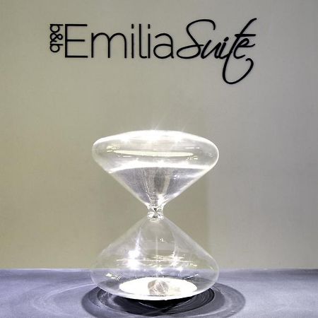 Emilia Suite Design مودينا المظهر الخارجي الصورة