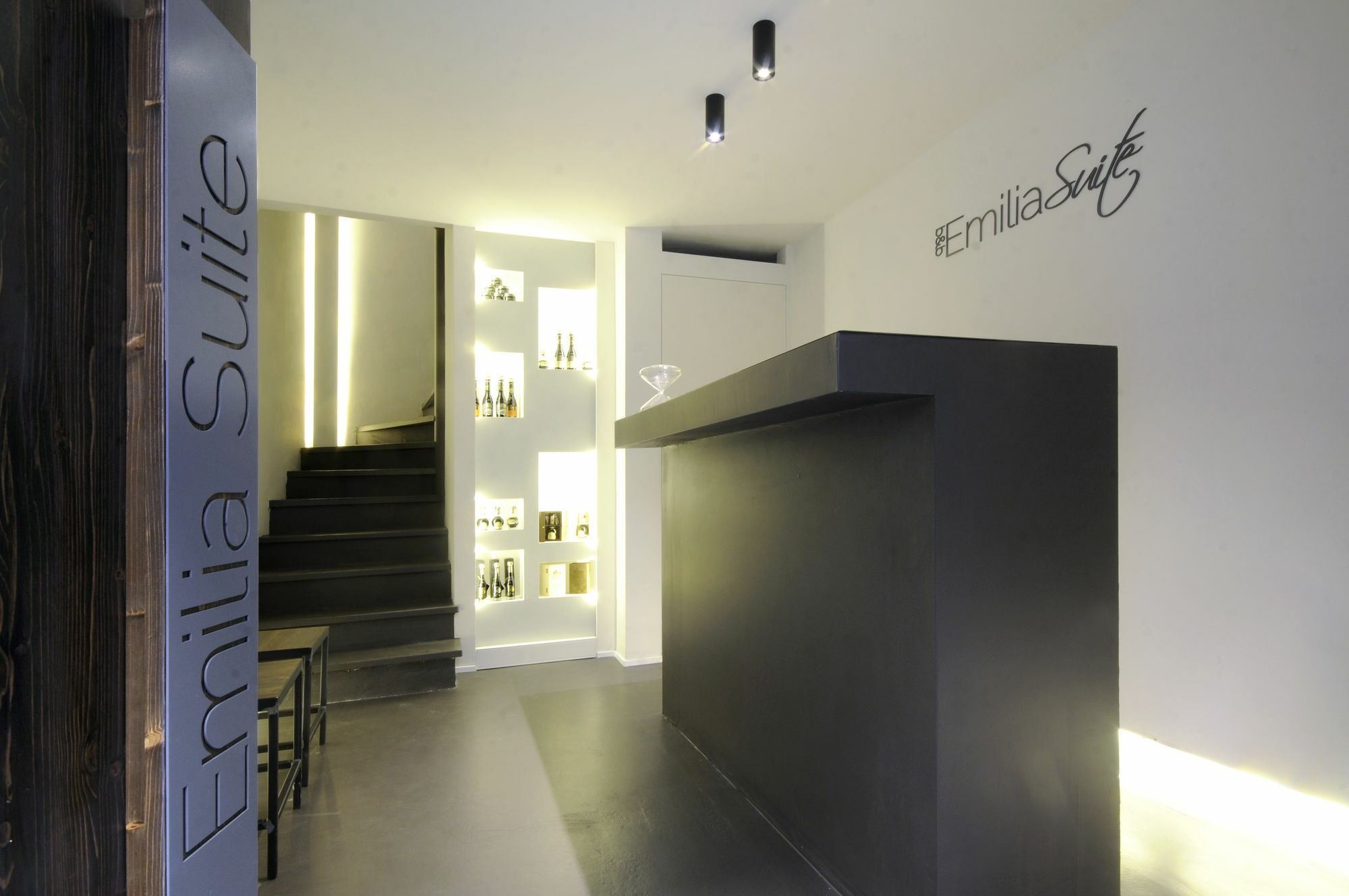 Emilia Suite Design مودينا المظهر الخارجي الصورة